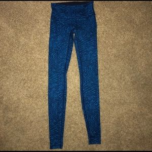 Size 0 Lululemon pattern leggings